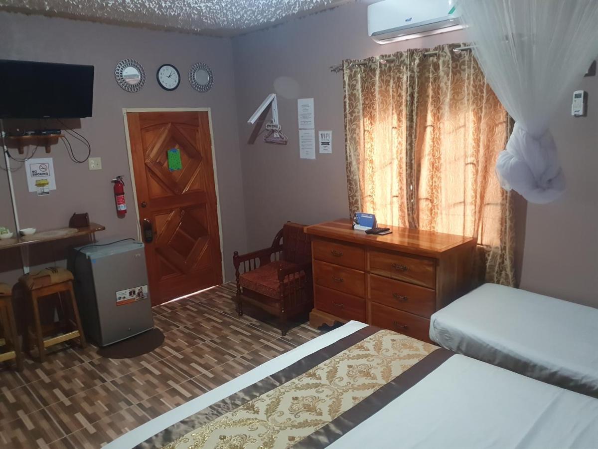 Mesmerize Guest House 포트안토니오 외부 사진